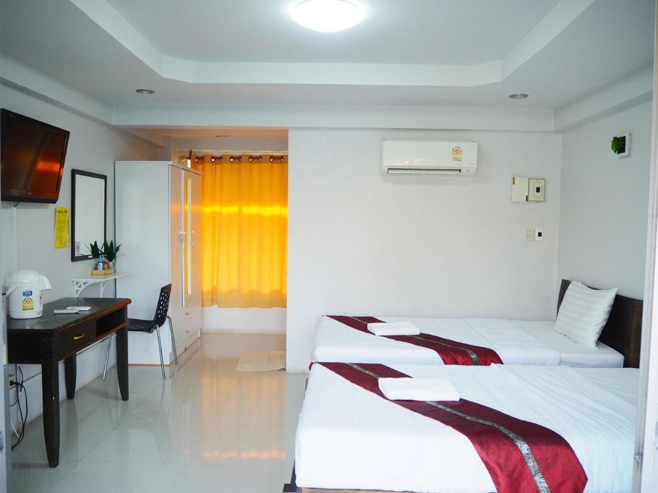 Banana Park Hotell Nakhonratchasima Exteriör bild